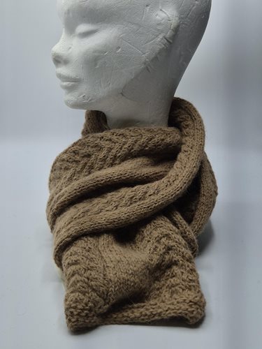 Alpaca hand knitted cable Scarf faun