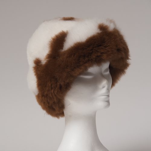 Alpaca Fur hat med faun/white