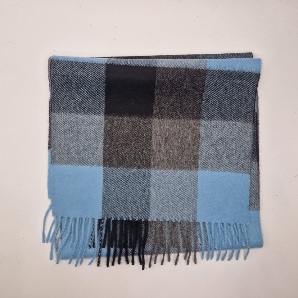 Alpaca Scarf baby blue/grey check