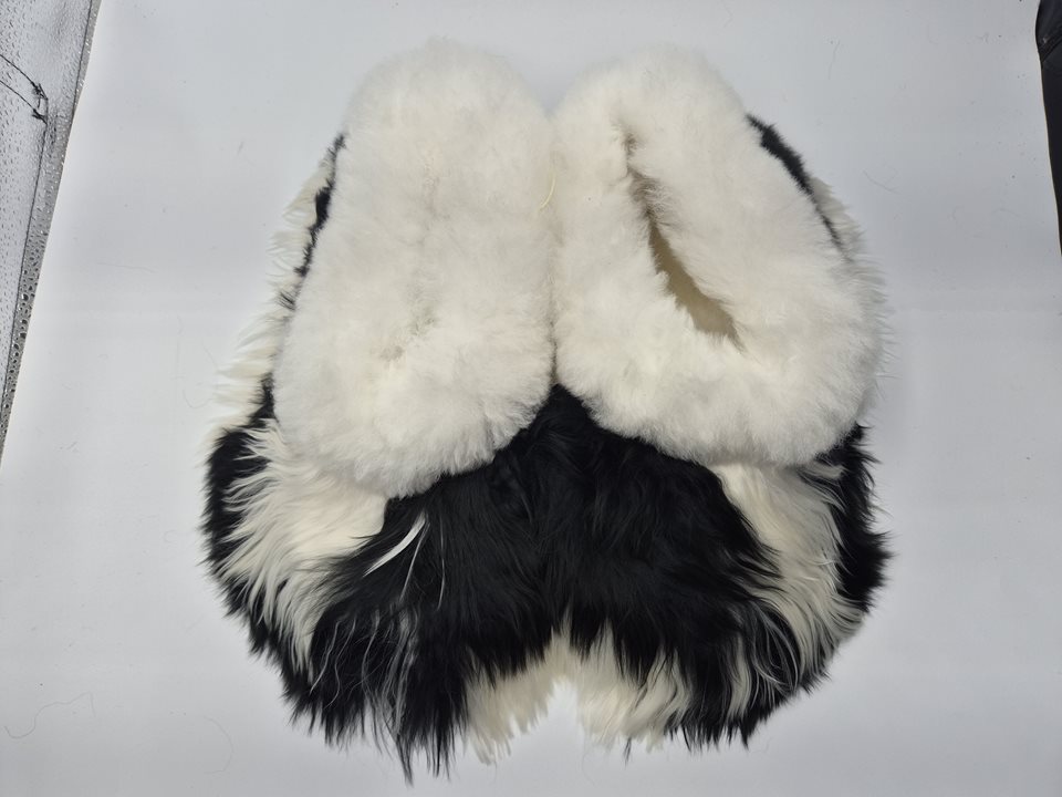 Alpaca Fur Slippers black/white
