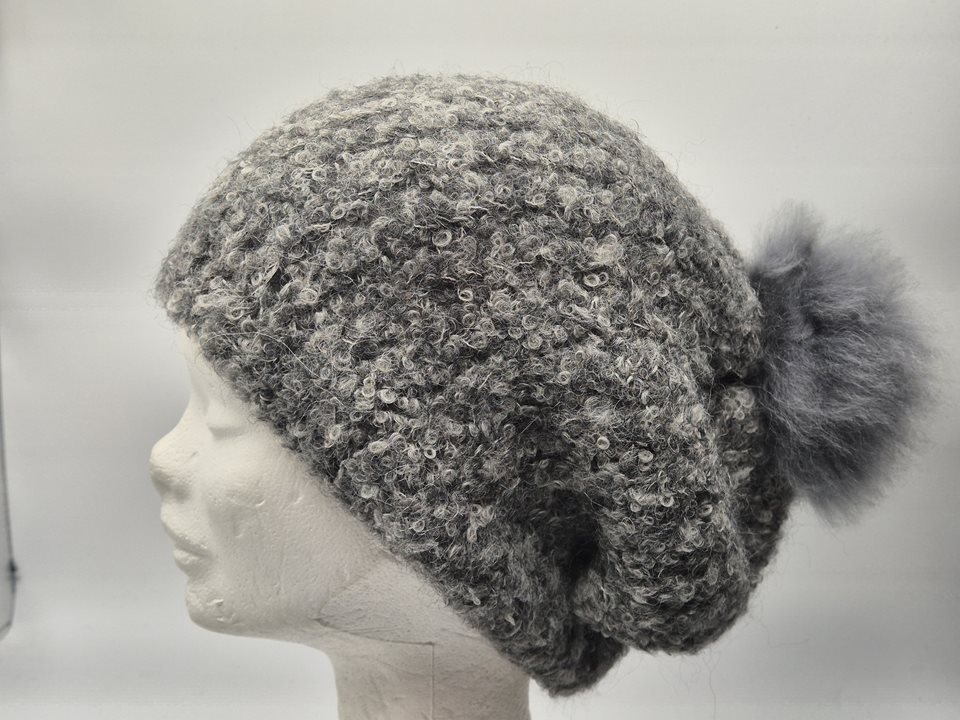 Alpaca slouch beanie hat with fur pompom grey